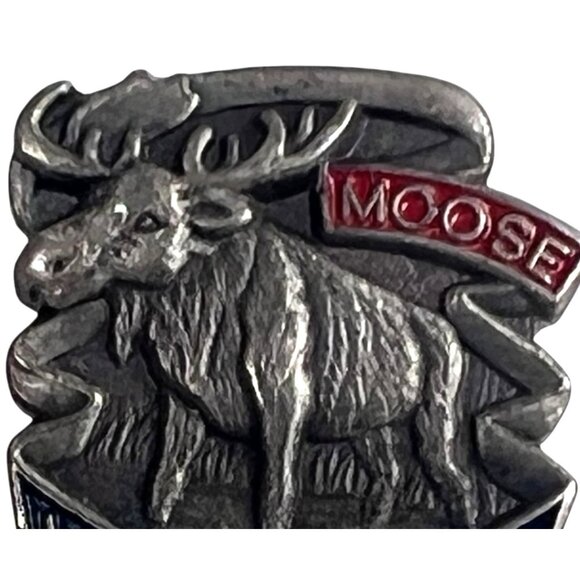 Vintage Moose Lodge Pin Brooch Tie Tack Leads All-Ways Metal Lapel Badge - Picture 2 of 5